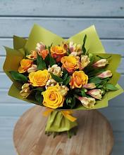 Букет цветов из:  Альстромерии и Розы в Махмуде-Мектебе