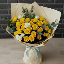 Букет цветов из:  Розы в Махмуде-Мектебе