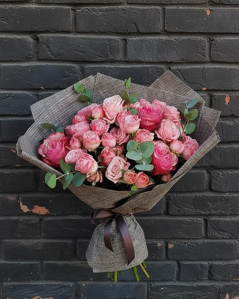 Букет цветов из: Розы в Махмуде-Мектебе