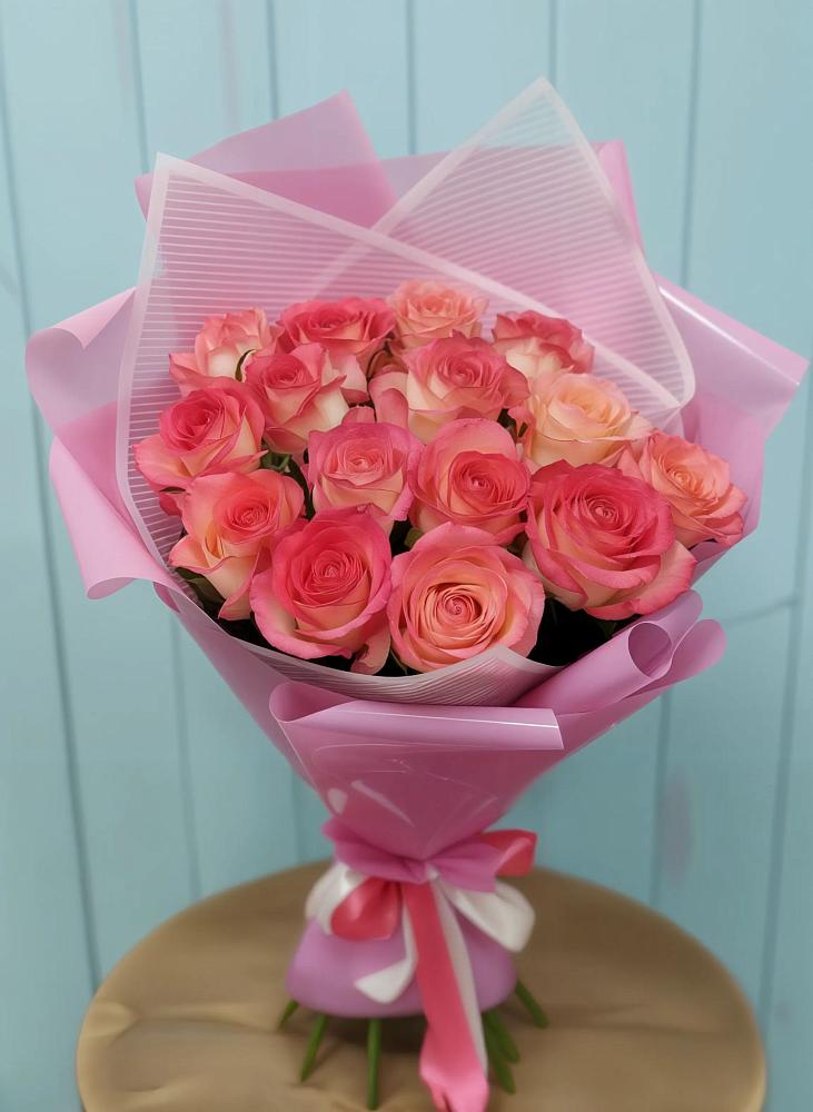 Букет 15 Розовых роз Равель в Махмуде-Мектебе
