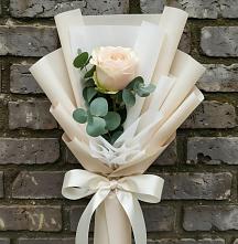 Букет цветов из:  Розы в Махмуде-Мектебе