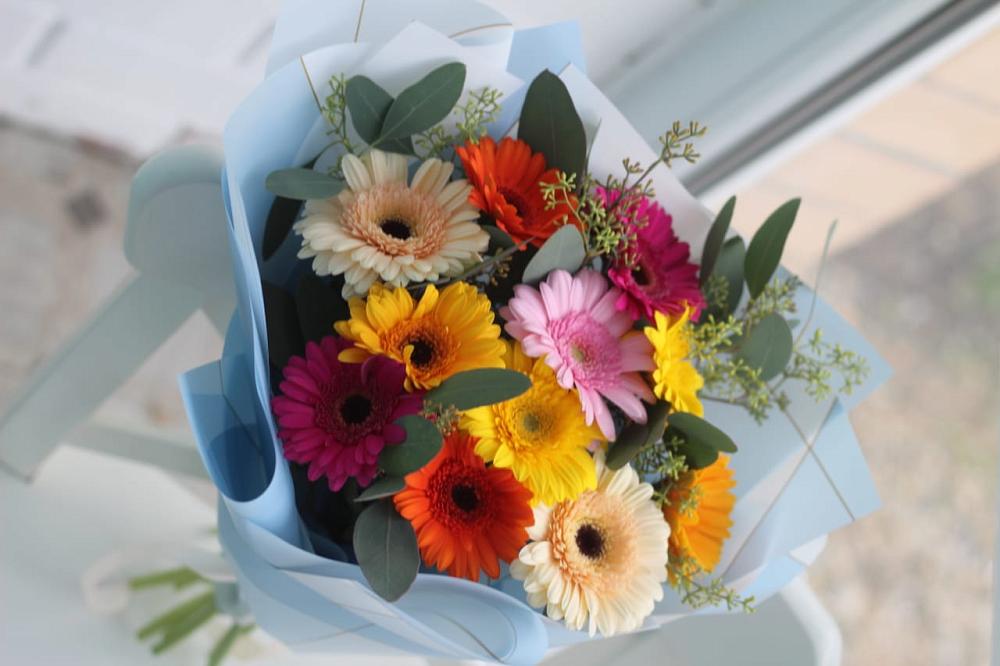 Букет цветов из: Герберы в Махмуде-Мектебе