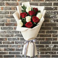 Букет цветов из:  Розы в Махмуде-Мектебе