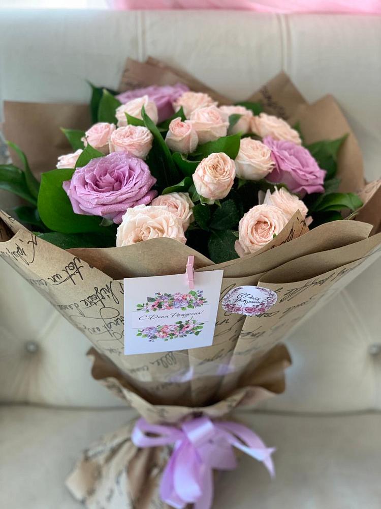 Букет цветов из: Розы в Махмуде-Мектебе