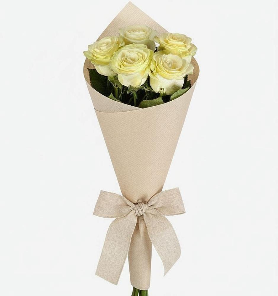 Букет цветов из: Розы в Махмуде-Мектебе