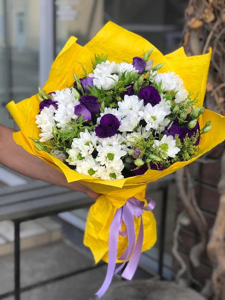 Букет цветов из: Ирисы, Хризантемы и Ромашки в Махмуде-Мектебе