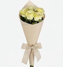 Букет цветов из:  Розы в Махмуде-Мектебе