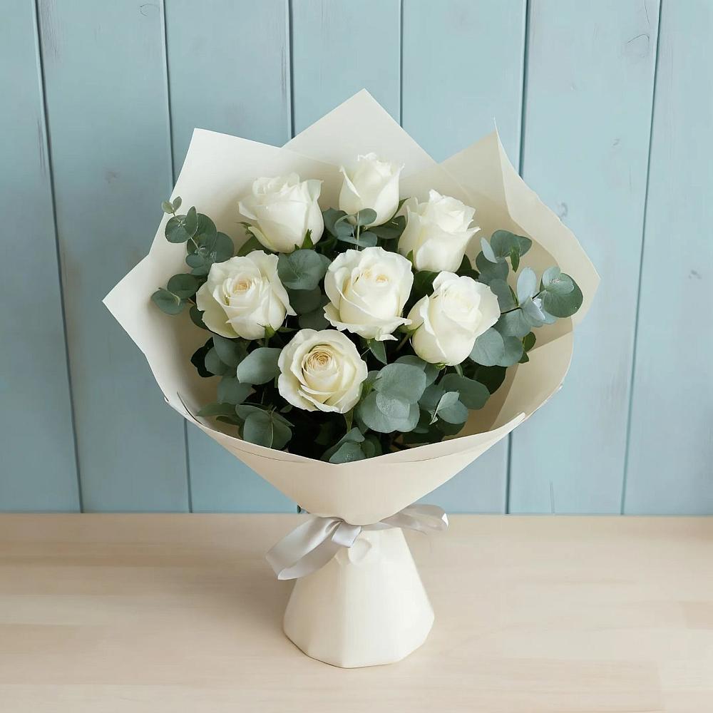 Букет Белые розы в Эвкалипте в Махмуде-Мектебе