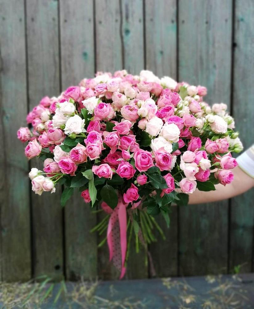 Букет Розовые кустовые розы Натали и Лав Лидия в Махмуде-Мектебе