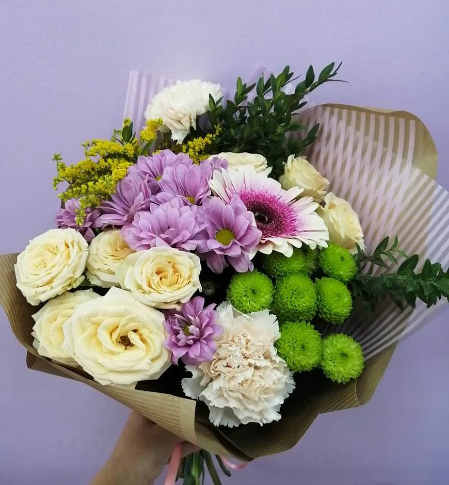 Букет цветов из: Хризантемы, Розы, Гвоздики и Герберы в Махмуде-Мектебе