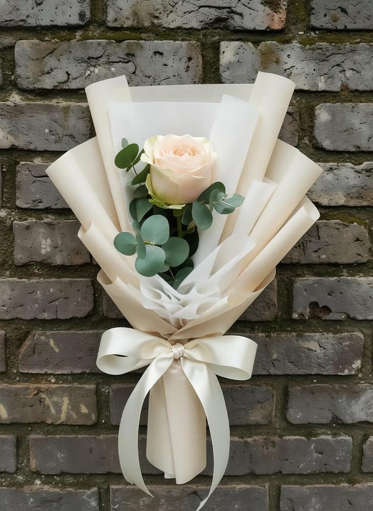 Букет цветов из: Розы в Махмуде-Мектебе