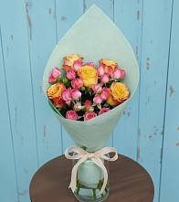 Букет цветов из:  Розы в Махмуде-Мектебе