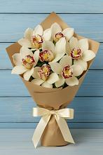 Букет цветов из:  Орхидеи и Розы в Махмуде-Мектебе