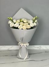 Букет цветов из:  Розы и Лизиантусы в Махмуде-Мектебе